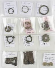 Ancient coins in lots - Miscellaneous A mixed lot ancient coinage including 9 bronze rouelles (c. 1st century BC), 3 x plomos moneti Hisopania Antigua etc. - in total 12 'coins', added 2 bronze artefa