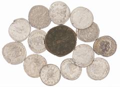 Ancient coins in lots Roman coinage - An interesting lot of Antoniniani in mainly nice grades (VF and better) of Gordianus Pius III (9) and Philippus I Arabs (4), added 1 Sestertius of Gordianus III (