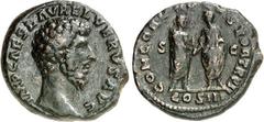 RÖMER RÖMISCHES KAISERREICH. LUCIUS VERUS 161-169. AE-As (161) 9,45g. Panzerbüste m. Lkr. n.r. IMP CAES L - AVREL VERVS AVG / CONCORD AVGVSTOR TR P II- COS III - S - C Beide Kaiser, in Togae, beim Han
