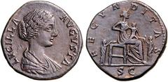 RÖMER RÖMISCHES KAISERREICH. Lucilla, Gemahlin des Lucius Verus 163-169 (+182). AE-Sesterz (166) 20,77g. Drapierte Büste n. r. LVCILLA - AVGVSTA / FECVNDITAS S - C Fecunditas sitzt n. r. mit Kind auf 