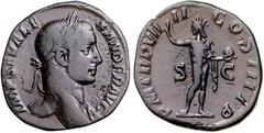 RÖMER RÖMISCHES KAISERREICH. SEVERUS ALEXANDER 222-235. AE-Sesterz (230) 18,99g. Kopf m. Pallium h. Hals u. Lkr. n.r. IMP SEV ALE-XANDER AVG / P M TR P V-IIII COS III P P - S - C Sol steht grüßend n.r