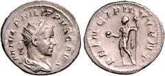 RÖMER RÖMISCHES KAISERREICH. Philippus II., Caesar 244-247. Antoninian (245/247) 4,13g. Palliumbüste m. Strkr. n.r. M IVL PHILIPPVS CAES / PRINCIPI I-VVENT Philippus steht in Rüstung n.links. RIC 218d