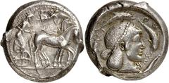 * Tetradrachmon (480/475 v.Chr.) 17,24g. Maultierbiga n.r., von Nike bekränzt / SVR-[AKO]-SI-ON Arethusakopf m. Perlenkette in Haar, inmitten v. vier Delfinen, n.r. Boehringer 229 (stgl.). SNG ANS 78