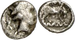 Kelten, Griechen, Griech. Städteprägungen IONIEN STÄDTE Tetartemorion (um 350/300 v.Chr.) 0,17g. Apollonkopf m. Lkr. n.r. [MA] / [???? Stoßender Stier n.r. auf Mäanderlinie. Hauck & Aufhäuser 19, 121,