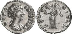 RÖMER RÖMISCHES KAISERREICH. Diva Faustina senior z.Z. Antoninus Pius 141/161. Denar 3,27g. Pallabüste n.r. DIVA - FAVSTINA / AETER-NITAS Faustina-Urania steht m. bauschendem Schleier n.l., hält Globu