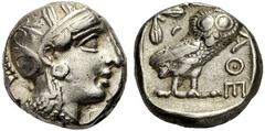 GRIECHISCHE MÜNZEN ATTIKA ATHEN Tetradrachmon, 390-290. Athenakopf im attischen Helm mit Ranke und drei Ölblättern n. r. Rv. AQE Eule n. r., Kopf frontal, im Felde l. Mondsichel und Olive mit zwei Blä
