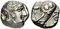 GRIECHISCHE MÜNZEN ATTIKA ATHEN Tetradrachmon, 280-260. Athenakopf n. r. im attischen Helm mit Helmzier, Ranke und Olivenblättern, scheibenförmiger Ohrschmuck. Rv. AΘE Eule n. r., Kopf frontal, im Fel