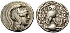 GRIECHISCHE MÜNZEN ATTIKA ATHEN Tetradrachmon, neuer Stil, 124-123 v. Chr. Kopf der Athena in Helm mit Helmbusch n. r. Rv. A-ΘE/ MIK-IΩN/ EΥΡ-ΥKΛEI/ ΔIO/KΛHΣ Eule frontal auf Amphora, im Felde r. die 