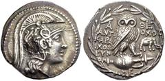 GRIECHISCHE MÜNZEN ATTIKA. ATHEN. Tetradrachmon, Neuer Stil, 131-130 v. Chr. Athenakopf n.r. im attischen Helm mit dreifacher Helmzier, Ranke, Pegasos und vier Pferdeprotomen. Rv. Α-ΘΕ / ΑΝΤΙ-ΟΧΟΣ/ΚΑΡ