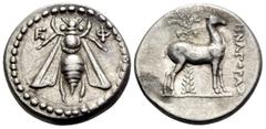Greek IONIA. Ephesos. Circa 190-170 BC. Drachm (Silver, 17 mm, 4.17 g, 12 h), struck under the magistrate Athenagoras. E - Φ Bee with straight wings. Rev. [ΑΘ]ΗΝΑΓΟΡΑΣ Stag standing to right before pa
