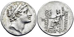 Greek SELEUKID KINGS OF SYRIA. Antiochos V Eupator, 164-162 BC. Tetradrachm (Silver, 30 mm, 16.44 g, 1 h), Antioch on the Orontes. Diademed head of Antiochus V to right. Rev. ΒΑΣΙΛΕΩΣ ΑΝΤΙΟΧΟΥ ΕΥΠΑΤΟΡ