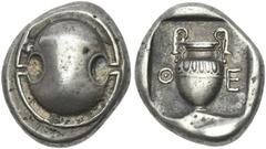 Greek Coins Boeotia, Thebes. Stater circa 425-400, AR 21 mm, 12.16 g. Boeotian shield with club across upper half. Rev. Θ – E Amphora with fluted shoulders, all within incuse square. De Nanteuil 892. 