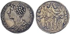 MONETE ITALIANE FIRENZE Alessandro de'Medici, 1532-1536. Testone. Ar gr. 9,70 ALEXANDER M R P FLOREN DVX Busto a s. Rv. S COSMVS S DAMIANVS I Santi Cosimo e Damiano stanti di fronte; quest'ultimo indi