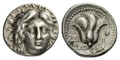 GRIECHISCHE MÜNZEN INSELN VOR KARIEN RHODOS Tetradrachme, 230 - 205, Magistrat Ameinias. Kopf des Helios in Vorderansicht, leicht nach rechts gewandt. Rs: RODION / AMEI-NIAS. Rose, mit Trieb und Knosp