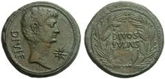 RÖMISCHE MÜNZEN REPUBLIK OCTAVIANUS und DIVUS JULIUS CAESAR Dupondius, 38, süditalische Münzstätte. DIVI · F, Kopf des Octavian nach rechts, im rechten Feld Stern. Rs: DIVOS / IVLIVS im Lorbeekranz. B