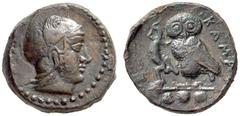 GRIECHISCHE MÜNZEN SIZILIEN KAMARINA Tetras, 420 - 405. Kopf der Athena mit phrygischem Helm nach rechts, Perlkreis. Rs: KAMA (Legende von oben nach unten), Eule mit Eidechse in den Fängen steht nach 