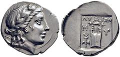 GRIECHISCHE MÜNZEN LYKIEN LYKISCHER BUND Drachme, 167 - 81, Myra. Kopf des Apollon mit Lorbeerkranz nach rechts. Rs: ΛYKIΩN. Lyra in Quadratum incusum, links und rechts M - Y, Links unten Kerykeion. T