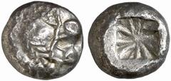 GRIECHISCHE MüNZEN DYNASTEN VON LYKIEN UNBESTIMMTE DYNASTEN No.: 213 Schätzpreis-Estimate: EUR 200,- d=17 mm Stater, ca. 520-500. Löwenkopf rechts. Rs: Durch sternförmig sich kreuzende Linien in elf F