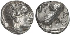 GRIECHISCHE MüNZEN ATTIKA No.: 240 Schätzpreis-Estimate: EUR 400 d=23 mm ATHEN. Tetradrachmon, 2. Hälfte des 5. Jhs. Behelmter Kopf der Athena nach rechts; Rs: AQE. Eule stehend nach rechts, Kopf en f
