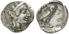 GRIECHISCHE MÜNZEN ATTIKA Athen Tetradrachmon, ca. 420-404. Kopf der Athena mit ölzweiggeschmücktem attischen Helm rechts. Rv/ AQE. Eule n. rechts stehend, den Kopf en face, im Feld dahinter Mondsiche