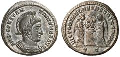 RÖMISCHE KAISERZEIT CONSTANTINUS I, Augustus 307-337 Nummus, Ticinum, 318-319. IMP CONSTAN–TINVS MAX AVG. Panzerbüste mit belorbeertem Helm rechts. Rv/ VICTORIAE LAETAE PRINC PERP / T T. Zwei Victorie
