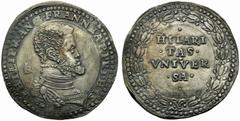 Napoli, Filippo II (1556-1598), Ducato, c. 1556-1598; AR (g 29,66; mm 40; h 6); PHILIP R ANG FRAN NEAP PR HISP, bust r.; behind IBR, Rv. HILARI / TAS / VNIVER / SA within wreath. P/R 2; MIR 158.Uncom