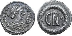 Byzantine Justin II AR 1/3 Siliqua (250 Nummi). Rome, AD 567-578. D N IVSTINVS P P AV, diademed bust to right, wearing ornamental robe / Large CN• within wreath. BCI 161 (heavy ¼ siliqua); MIBE 37; DO