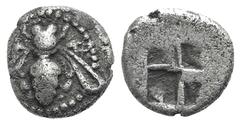 Ionia, Ephesos AR Diobol. Ionia, Ephesos AR Diobol. c. 480--450. Bee with curved wings / Four-part incuse square. Karwiese Series V; cf. SNG Kayhan 124. 1.06g, 9mm. Toned VF