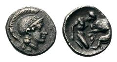 Calabria, Tarentum AR DiobolCalabria, Tarentum AR Diobol. Circa 280-228 BC. Helmeted head of Athena right, helmet decorated with laurel wreath / Herakles strangling the Nemean lion. Vlasto 1341; SNG A