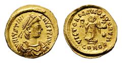 Justinian I AV Tremissis. Justinian I AV Tremissis. Constantinopolis, AD 527-565. D N IVSTINIANVS P P AVI, diademed, draped and cuirassed bust right / VICTORIA AVGVSTORVM, Victory advancing right, hea