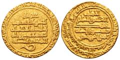 Fatimid. Al-Qa´im billah (Ah322-334), AV Dinar. AH 335, al-Qayrawan mint, Posthumous issue. Nicol´s type A2, 148; A-691. 4.18g, 18mm, 1h. Near Extremely Fine. Very Rare.