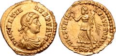Roman Imperial Gratian AV Nine Siliqua or 1½ Scripulum. Treveri, AD 374. D N GRATIANVS P F AVG, pearl-diademed, draped and cuirassed bust right / VICTORIA AVGVSTORVM, Victory advancing left, holding w