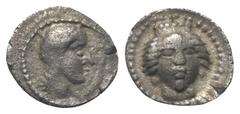 Greek Dynasten von Lykien. Unbestimmte Dynasten. Obol (Silber). 5. -4. Jhdt. v. Chr. Vs: Dynastenkopf mit Bashlyk links. Rs: Weiblicher Kopf mit Kalathos rechts. 10 mm. 0,59 g. Vgl. CNG, Electronic Au