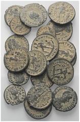 Lots - Ancient Coins Römische Münzen - Lots. Kaiserzeit. Lot (19 Stück, Kupfer): Valentinianus I. (364 - 375 n. Chr.). Vier Stück kleine Bronzemünzen und 15 Stück große sowie mittelgroße Bronzemünzen.