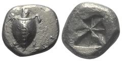 Greek Inseln vor Attika. Aigina. Stater (Silber). Ca. 525 - 475 v. Chr. Vs: Seeschildkröte. Rs: Quadratum incusum. 21 mm. 12,05 g. HGC 6, 428; Slg. Dewing 1655. Sehr schön.