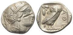 Greek Attika. Athen. Tetradrachme (Silber). Ca. 454 - 404 v. Chr. Vs: Kopf der Athena mit ölzweiggeschmücktem attischem Helm, Ohranhänger und Halskette rechts. Rs: Eule nach rechts stehend, Kopf en fa