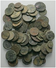 Lots - Ancient Coins Römische Münzen - Lots. Kaiserzeit. Lot (98 Stück, Bronze): Kleinbronzen aus dem 4. Jh. Unter anderem: Valentinianus I. (364 - 375 n. Chr.), Theodosius I. (379 - 395 n. Chr.), Arc
