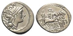 Roman Republican C. Fundanius. Denar (Silber). 101 v. Chr. Rom. Vs: Kopf der Roma mit geflügeltem Helm rechts. Rs: C FVNDAN im Abschnitt. Triumphator (Marius) mit Zepter und Lorbeerzweig in Quadriga n