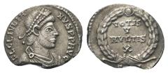 Roman Imperial Coinage Iulianus II. Apostata (360 - 363 n. Chr.). Siliqua (Silber). 361 - 363 n. Chr. Sirmium (?). Vs: FL CL IVLIAN - VS P F AVG. Büste mit Perldiadem, Paludament und Panzer rechts. Rs