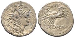 Roman Republican M. Lucilius Rufus. Denar (Silber). 101 v. Chr. Rom. Vs: Kopf der Roma mit geflügeltem Greifenkopfhelm rechts, dahinter PV; das Ganze in Lorbeerkranz. Rs: Victoria in galoppierender Bi