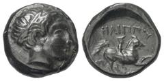 Greek Königreich Makedonien. Philippos II. (359 - 336 v. Chr.). Bronze. Ca. 359 - 336 v. Chr. Vs: Kopf des Apollon mit Tainia rechts. Rs: Jugendlicher Reiter nach rechts galoppierend. 17 mm. 5,71 g. S