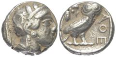 Greek Attika. Athen. Tetradrachme (Silber). Ca. 454 - 404 v. Chr. Vs: Kopf der Athena mit ölzweiggeschmücktem attischem Helm, Ohranhänger und Halskette rechts. Rs: Eule nach rechts stehend, Kopf en fa