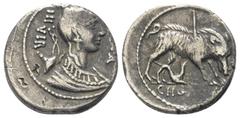 Roman Republican C. Hosidius Geta. Denar (Silber). 68 v. Chr. Rom. Vs: GETA / III VIR. Drapierte Büste der Diana mit Diadem, Bogen und Köcher links. Rs: C HOSIDI C F. Eber, von Jagdhund angefallen, mi