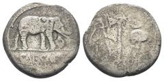 Roman Imperatorial C. Iulius Caesar. Denar (Silber). 49 - 48 v. Chr. Mobile Feldmünzstätte Caesars in Spanien oder Gallien. Vs: CAESAR. Elefant nach rechts schreitend und dabei einen schlangenartigen,