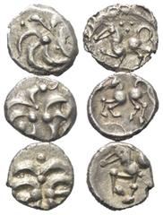 Lots - Antike Keltische Münzen - Lots. Süddeutschland. Lot (3 Stück, Silber): Quinar; 1. Jhdt. v. Chr. Fast sehr schön - sehr schön. Verkauft wie besehen, keine Rückgabe / Sold as viewed, no return.