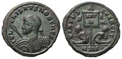 Roman Imperial Coinage Crispus (Caesar 317 - 326 n. Chr.). Follis (Bronze). 320 n. Chr. Siscia. Vs: IVL CRISPVS NOB CAES. Büste mit Lorbeerkranz, Panzer, Lanze und Schild links. Rs: VIRTVS - EXERCIT /