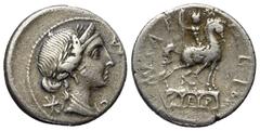 Roman Republican Mn. Aemilius Lepidus (114 oder 113 v. Chr.). Denar (Silber). 114 oder 113 v. Chr. Rom. Vs: ROMA. Drapierter Frauenkopf (Roma?) mit Lorbeerkranz und Diadem rechts. Links unten Stern. R