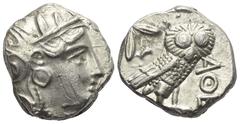 Greek Attika. Athen. Tetradrachme (Silber). Ca. 353 - 294 v. Chr. Vs: Kopf der Athena mit ölzweiggeschmücktem attischem Helm, Ohranhänger und Halskette rechts. Rs: Eule nach rechts stehend, Kopf en fa