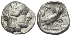 Greek Attika. Athen. Gegengestempelte Prägungen. Tetradrachme (Silber). Ca. 454 - 404 v. Chr. Vs: Kopf der Athena mit ölzweiggeschmücktem attischem Helm, Ohranhänger und Halskette rechts. Rs: Eule nac