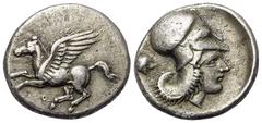 Griechische Münzen Korinthia. Korinth. Stater (Silber). Ca. 400 - 375 v. Chr. Vs: Pegasos nach links fliegend, darunter Koppa. Rs: Kopf der Athena mit korinthischem Helm rechts; im Feld links korinthi